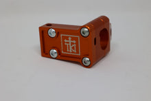 Load image into Gallery viewer, TKI - POLARIS BILLET THROTTLE BLOCK