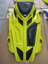 Load image into Gallery viewer, 2022-2025 Polaris Matryx Helium Hood
